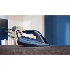 PHILIPS Steam Iron DST8020