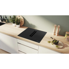 Bosch Induction Hob with Integrated Ventilation System Series 4 / PVS611B16E