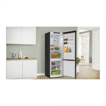 Bosch Fridge Freezer Series 4 / KGN492XCF